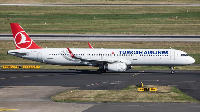 TC-JSL:Airbus A321:Turkish Airlines